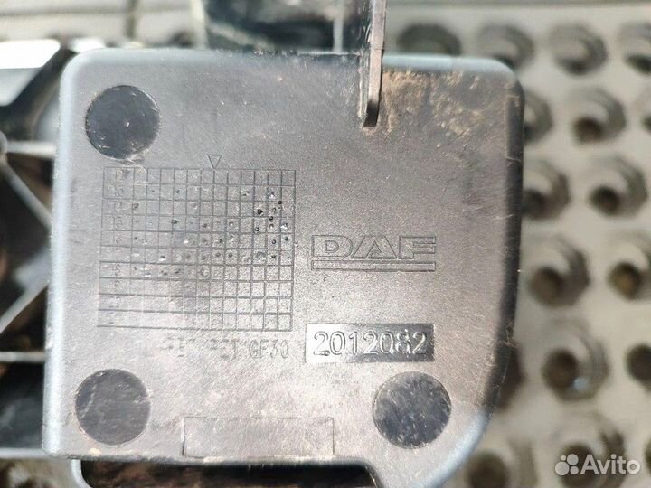 Накладка перекидок Daf XF106