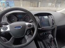 Ford Focus 2.0 AMT, 2012, 240 000 км, с пробегом, цена 800 000 руб.
