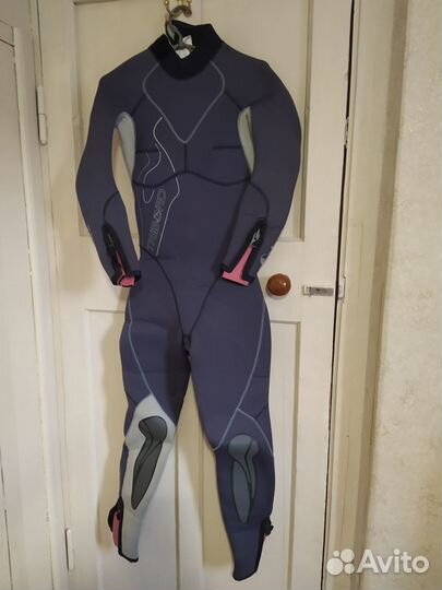 Гидрокостюмы