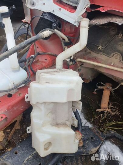 Mitsubishi Colt 6 Z3 бачок омывайки расширительный