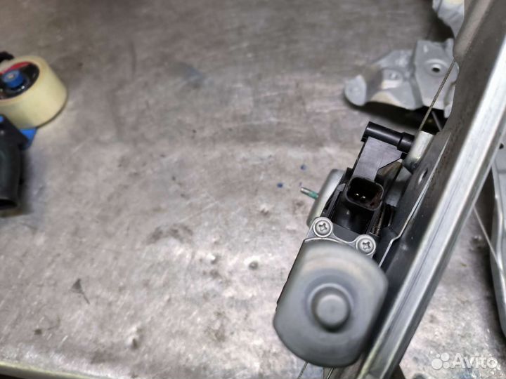 Рено duster 2 стеклоподьемник задний левый правый