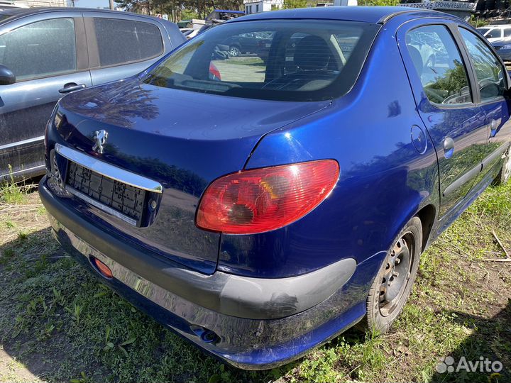 Peugeot 206 седан разбор