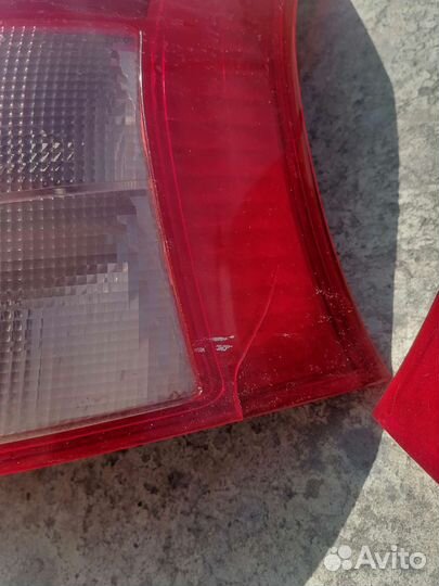 Фонари задние Toyota vitz