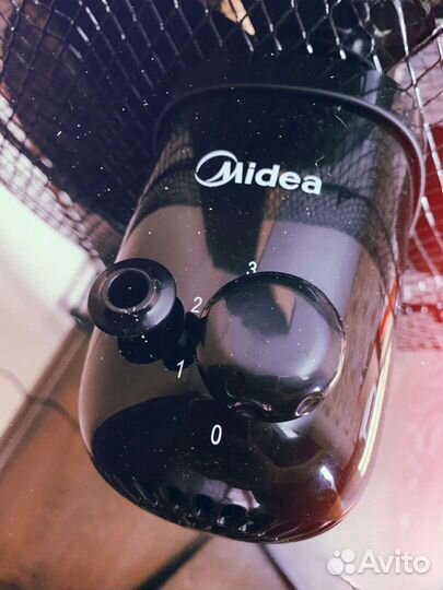 Вентилятор напольный Midea mvfs4003