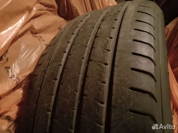 Pirelli P Zero 245/50 R18 100T