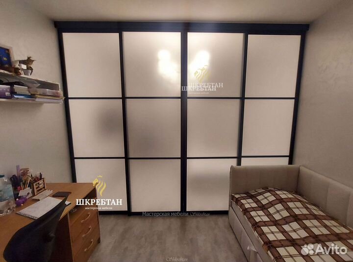 Перегородки раздвижные со стеклом