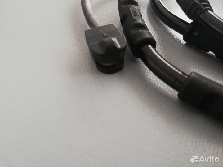 Датчик износа тормозных накладок задний