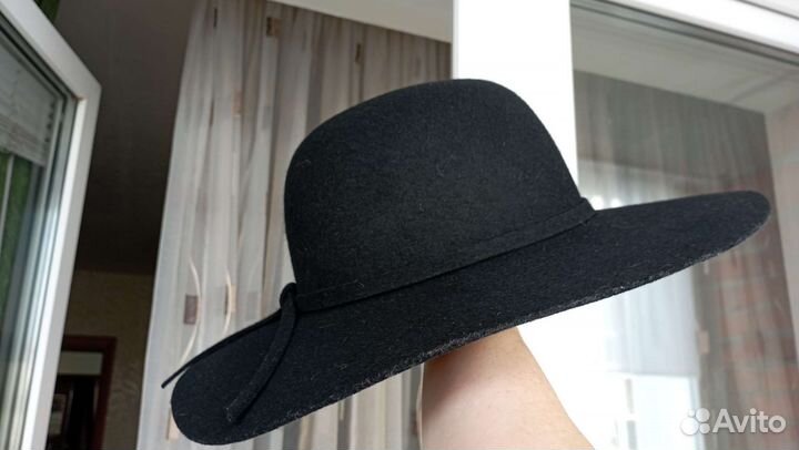 Шляпа флоппи