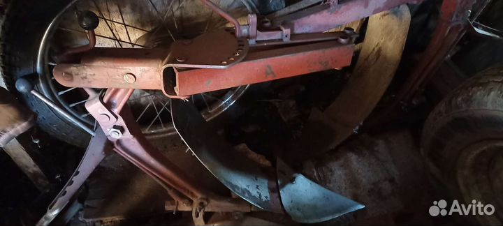 Плуг оборотный бу