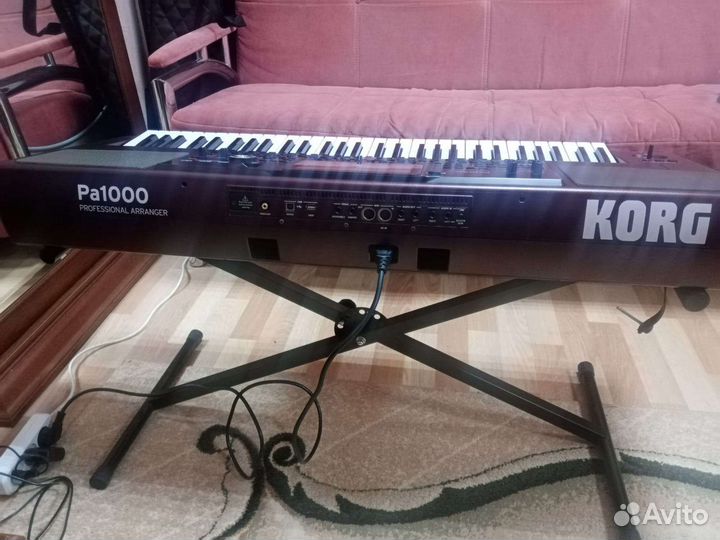 Синтезатор korg PA 1000