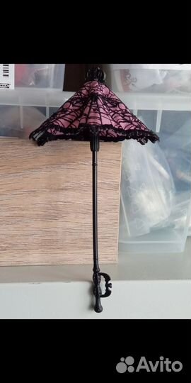 Зонт Дракулауры