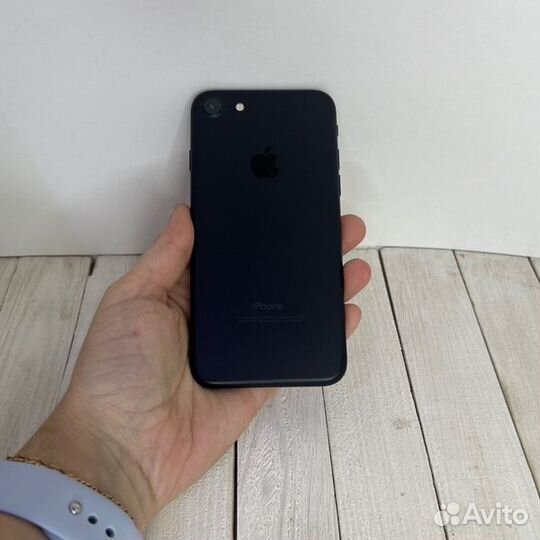 iPhone 7, 128 ГБ