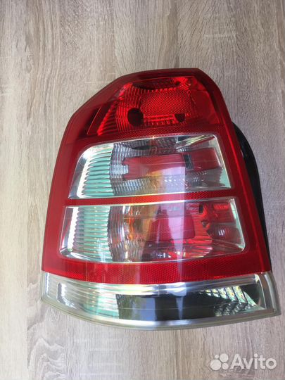 Продается фонарь задний левый