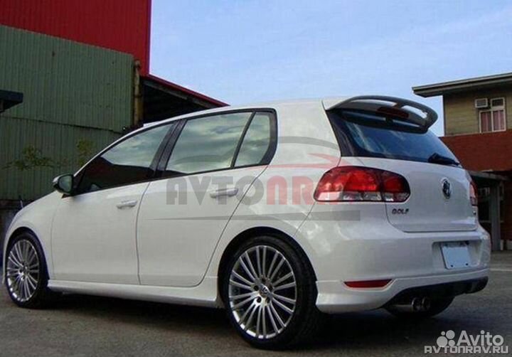 Диффузор на задний бампер Гольф 6(Blek edihon)