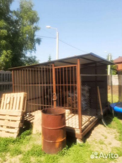 Продается готовый вальер размер 2.5 на 3.1