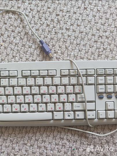 Проводная клавиатура