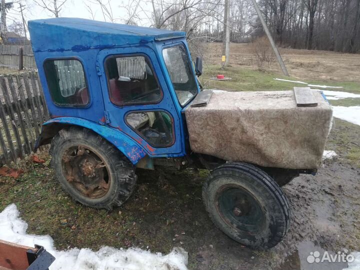 Трактор, 2000