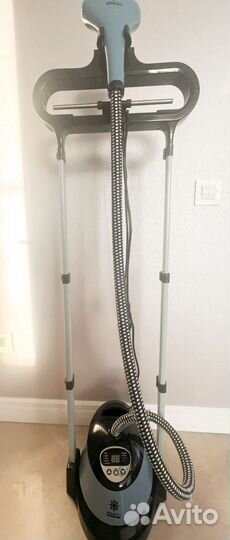 Отпариватель для одежды напольный