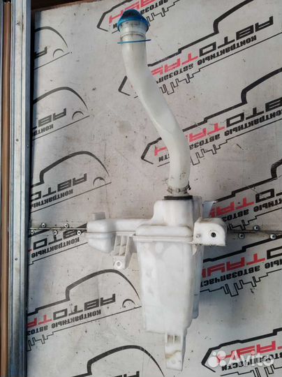 Бачок омывателя suzuki swift ZC32S ZC72S ZD72S 384