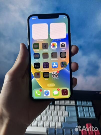 iPhone X, 64 ГБ