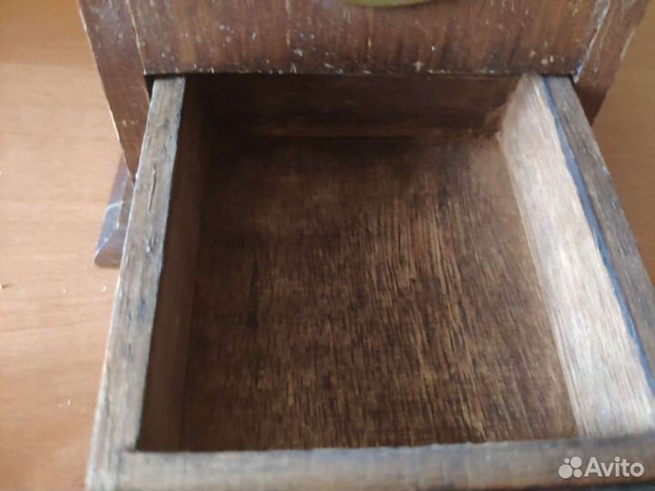 Ручная мельница (кофемолка, антиквар)