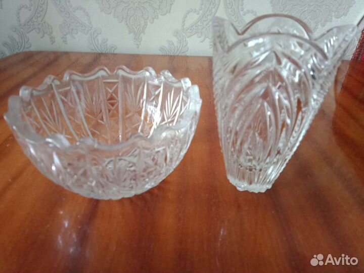 Хрустальные вазы разные