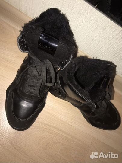 Утеплённые ботинки-кроссовки 38р