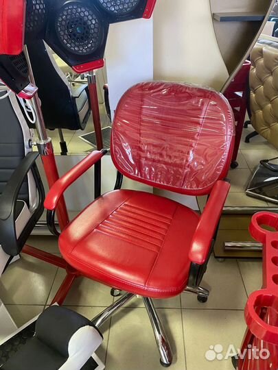 Парикхмахерское кресло 