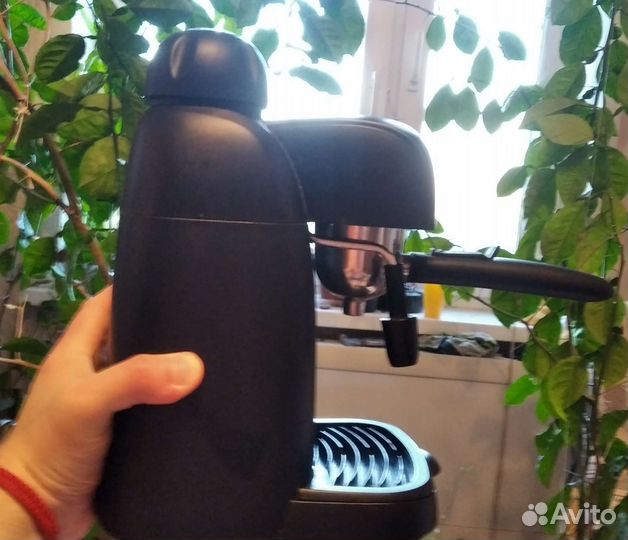 Кофеварка рожковая Travola