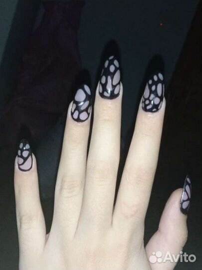 Маникюр с выездом на дом