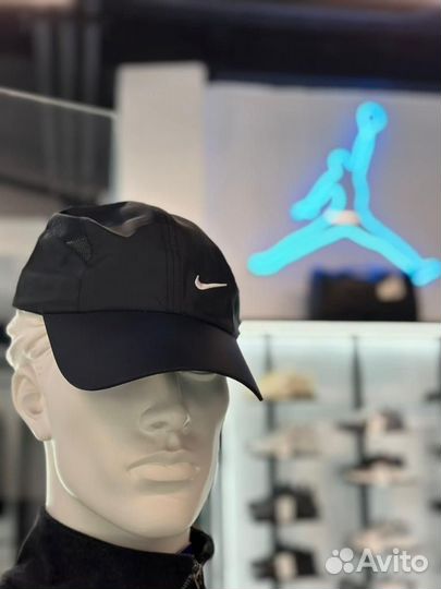 Бейсболка Nike