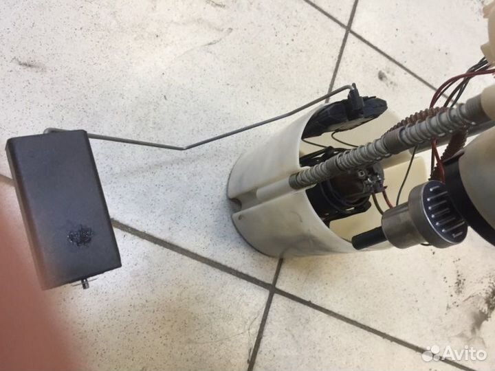 Топливный насос Suzuki Sx4 M16A