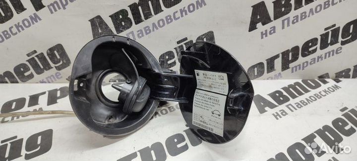 Лючок бензобака Volkswagen Passat Cc 358 CDA