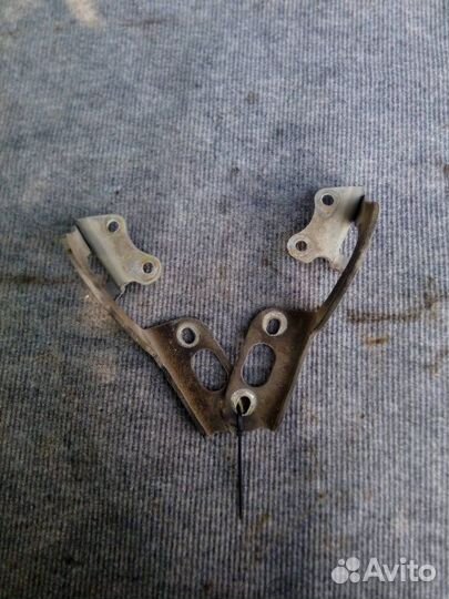 Петля капота Geely Otaka/Ck 1.5 2007