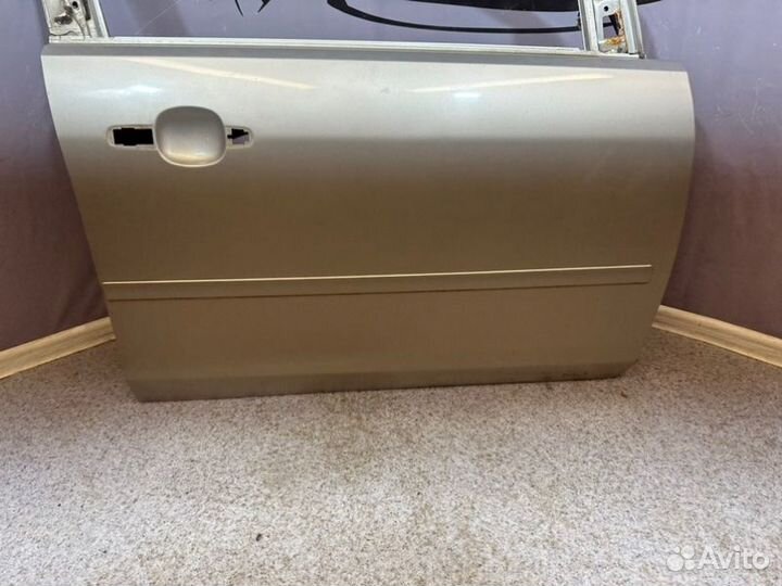 Дверь передняя правая Ford Focus 2 седан 1.6 shda