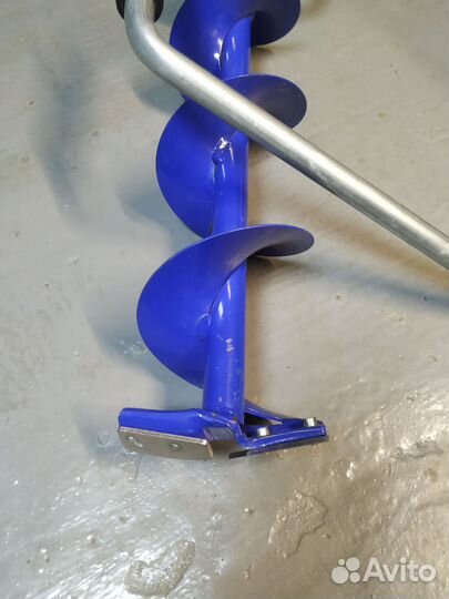 Ледобур для рыбалки