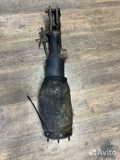 Range rover 3 стойка передняя левая