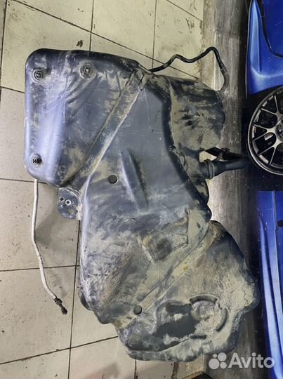 Audi A4 B8 бак топливный 8k0201021em