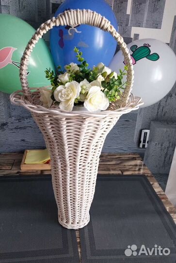 Корзина-ваза плетёная