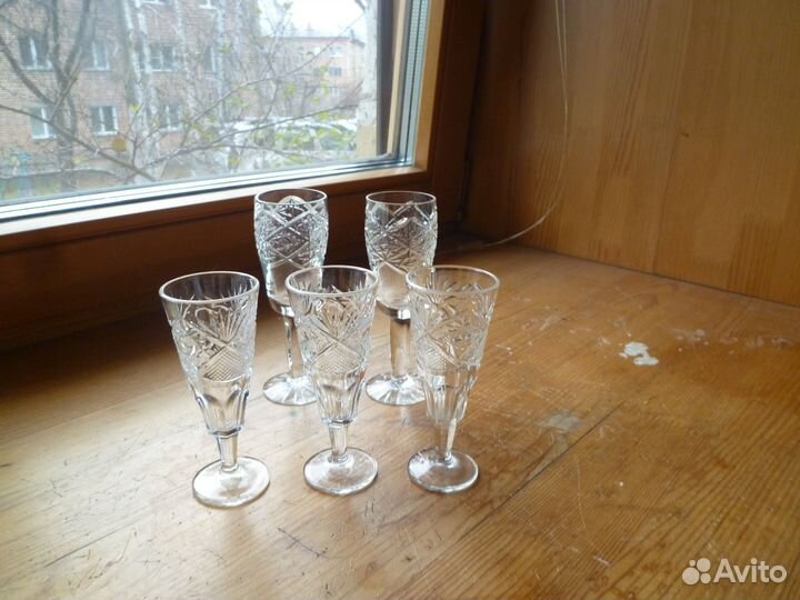 Хрустальные рюмки,Пепельница хрустальная СССР d18