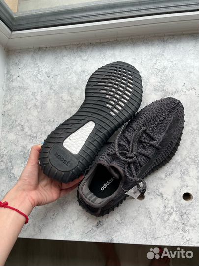 Кроссовки yeezy boost 350 v2