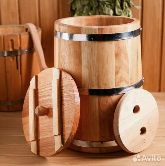 Кадки дубовые и бочки
