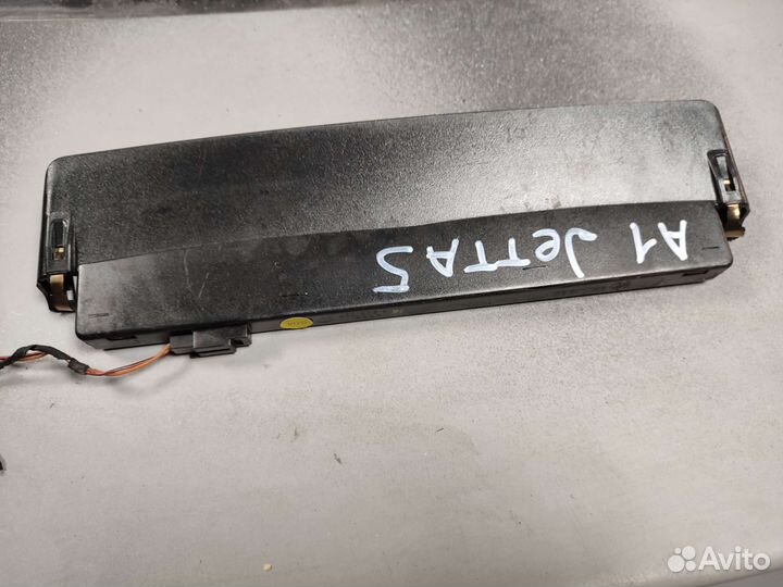 Дополнительный стоп сигнал Jetta 5