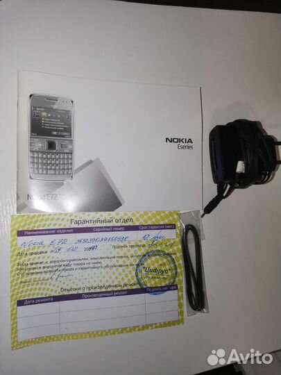 Телефон Nokia e72