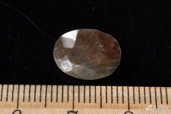 Огранка. Корунд иризирующий. Лот №728