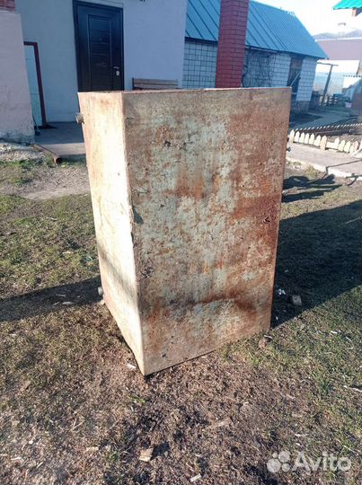 Бак для воды металлический