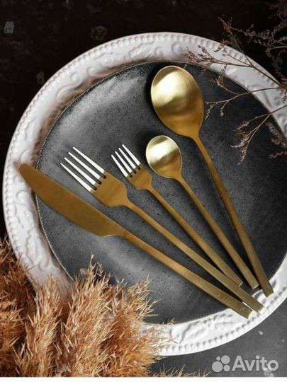Набор вилок и ложек