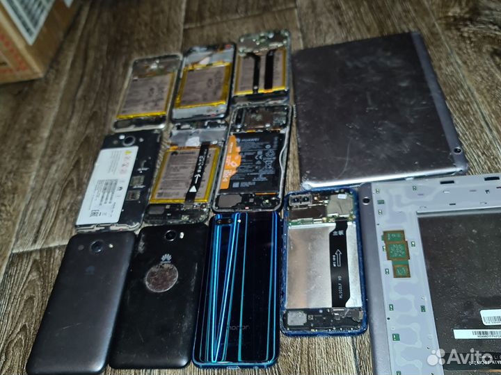 HONOR 10, 4/64 ГБ