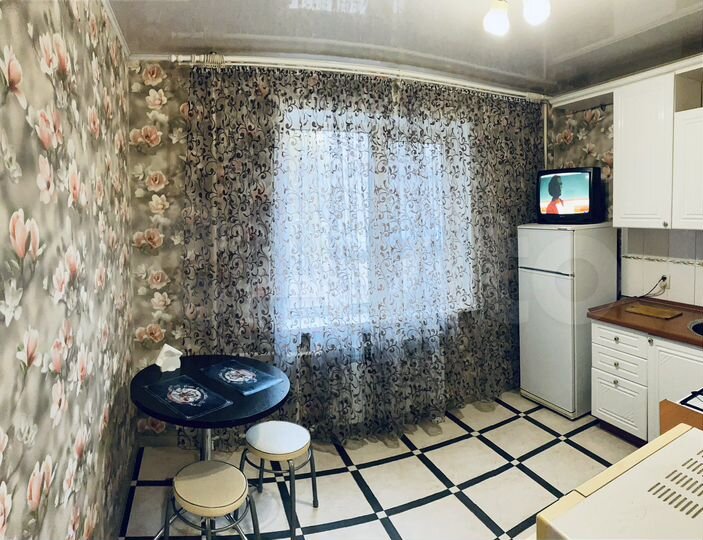 1-к. квартира, 38 м², 1/8 эт.