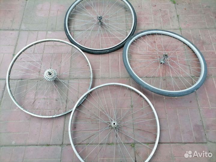 Колёса для велосипедов Спутник, Турист